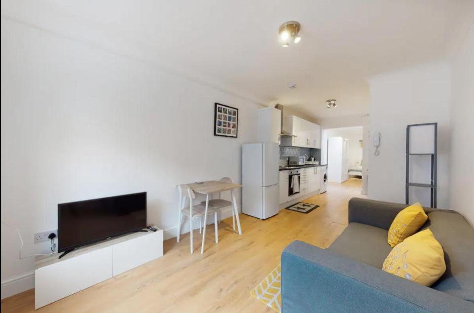 New Spacious 1 Bed Studio Flat In Aldgate Apartment London Exterior photo